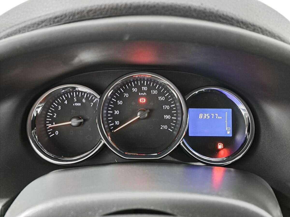 Купить Renault Sandero, 2015, 83 576 км, фото №11