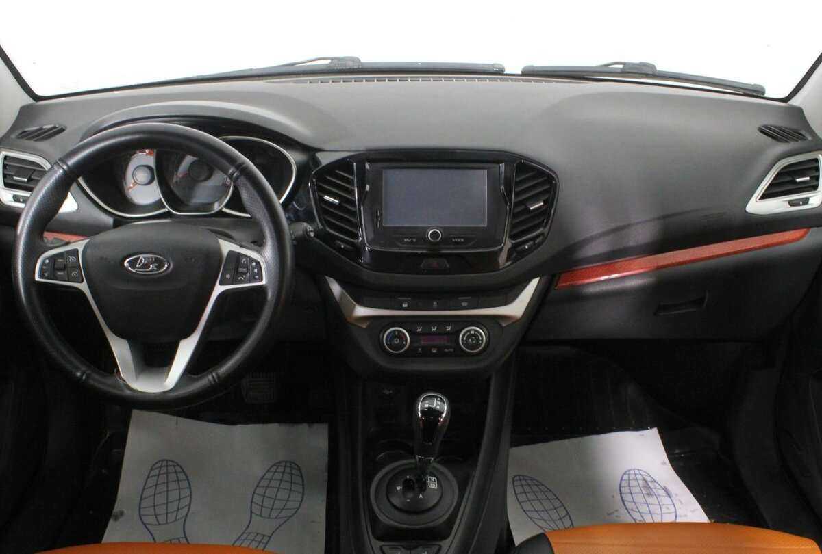 Купить Lada (ВАЗ) Vesta SW, 2019, 105 970 км, фото №9