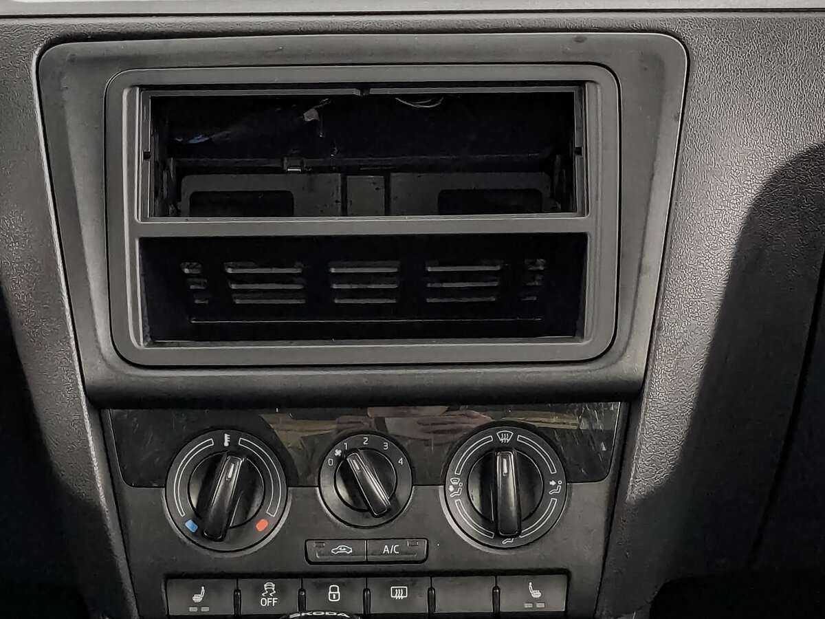 Купить Skoda Rapid, 2018, 103 210 км, фото №13