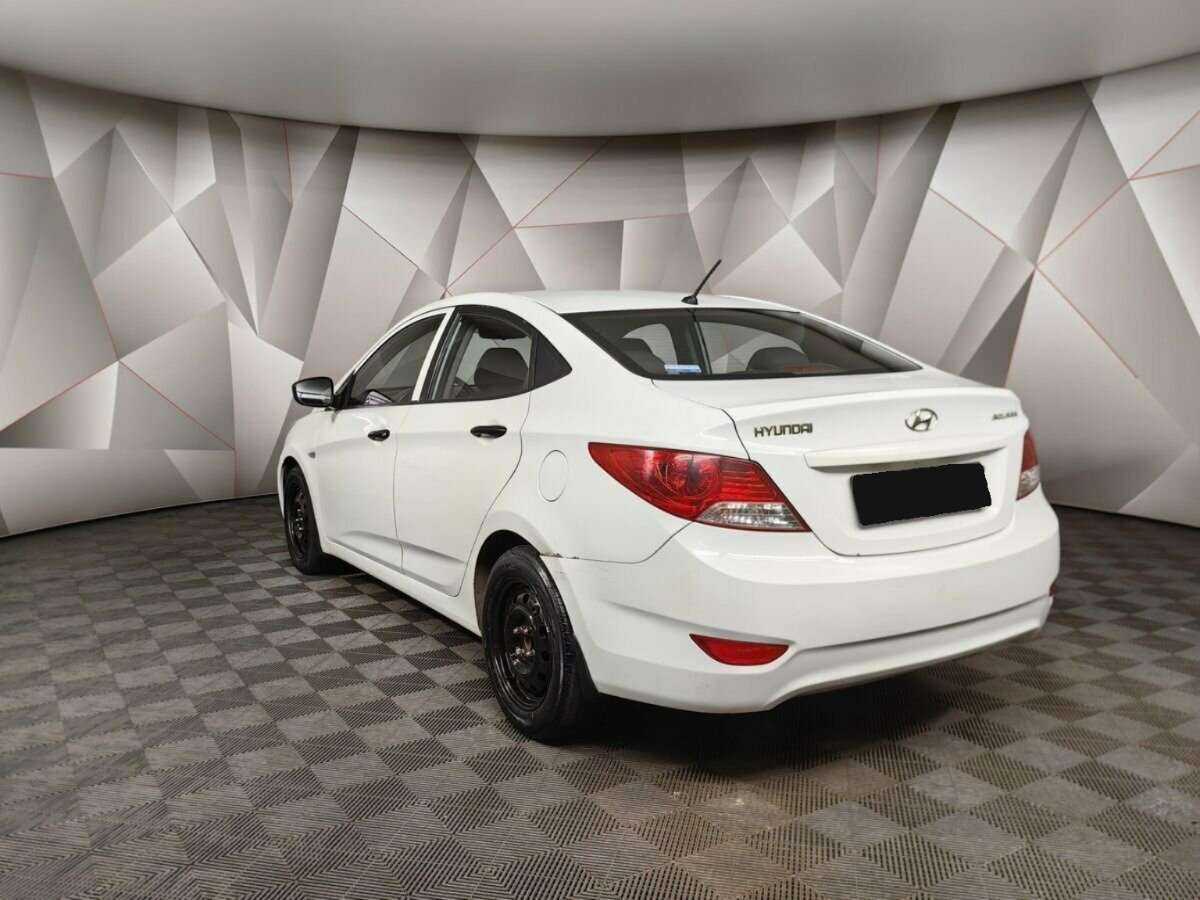 Купить Hyundai Solaris, 2013, 200 731 км, фото №4