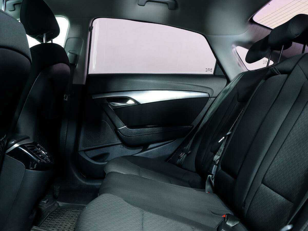 Купить Hyundai i40, 2013, 77 735 км, фото №11