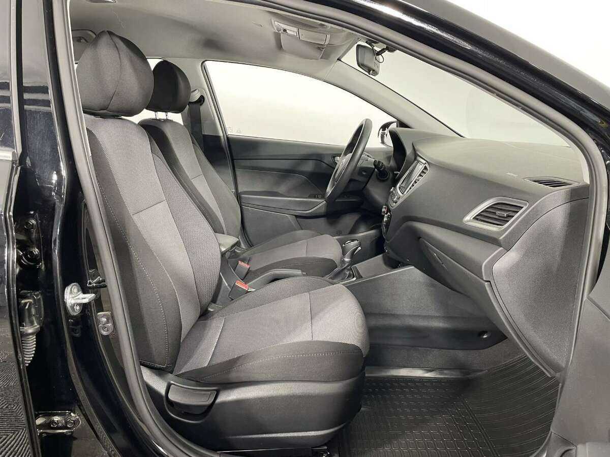 Купить Hyundai Solaris, 2020, 29 000 км, фото №14