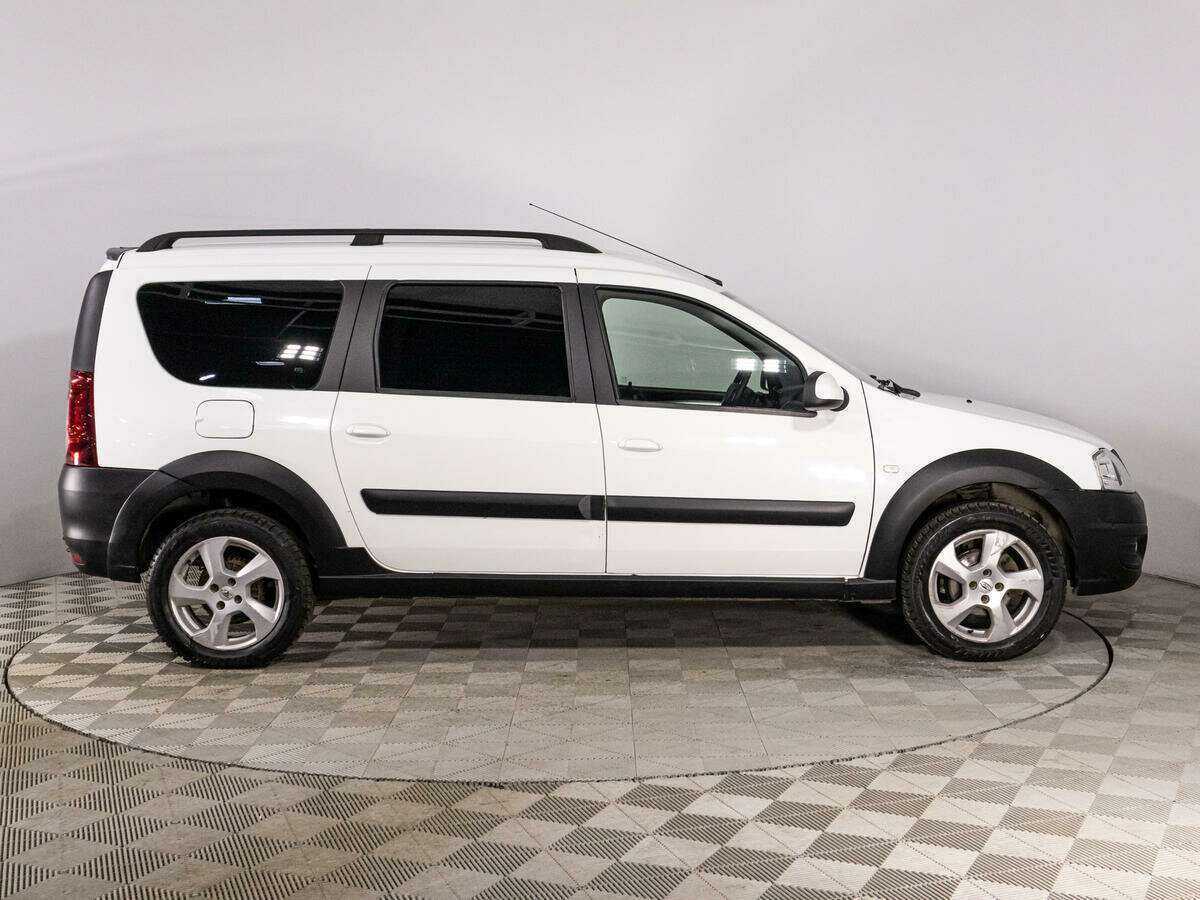 Купить Lada (ВАЗ) Largus Cross, 2019, 119 727 км, фото №4