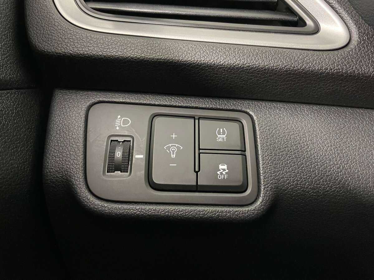 Купить Hyundai Solaris, 2017, 169 000 км, фото №16