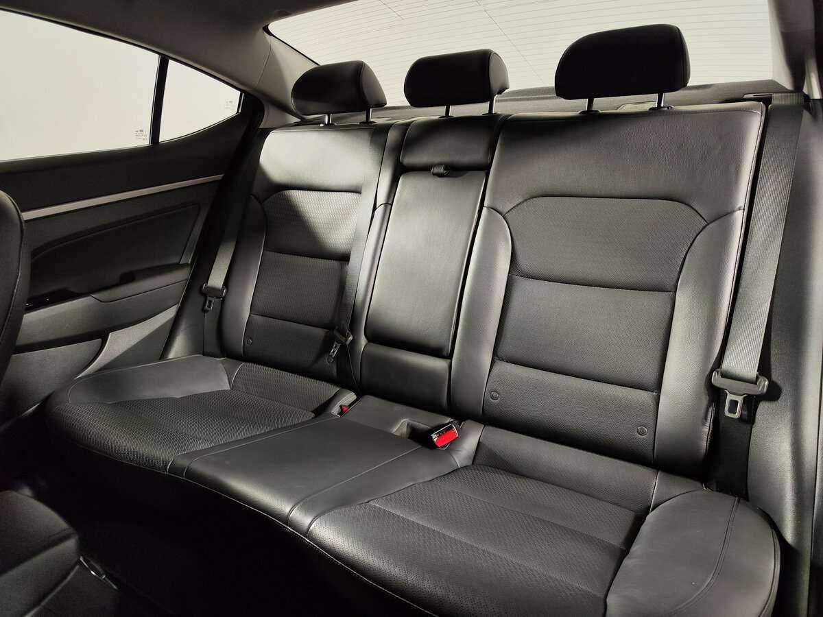 Купить Hyundai Elantra, 2016, 118 000 км, фото №8