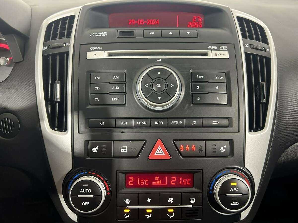 Купить Kia Ceed, 2012, 189 004 км, фото №12