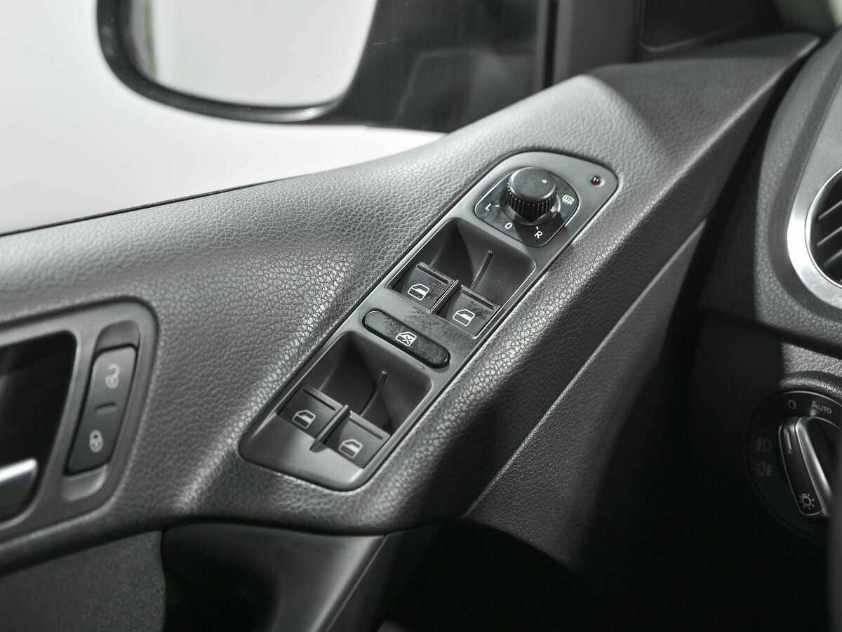 Купить Volkswagen Tiguan, 2013, 231 193 км, фото №14
