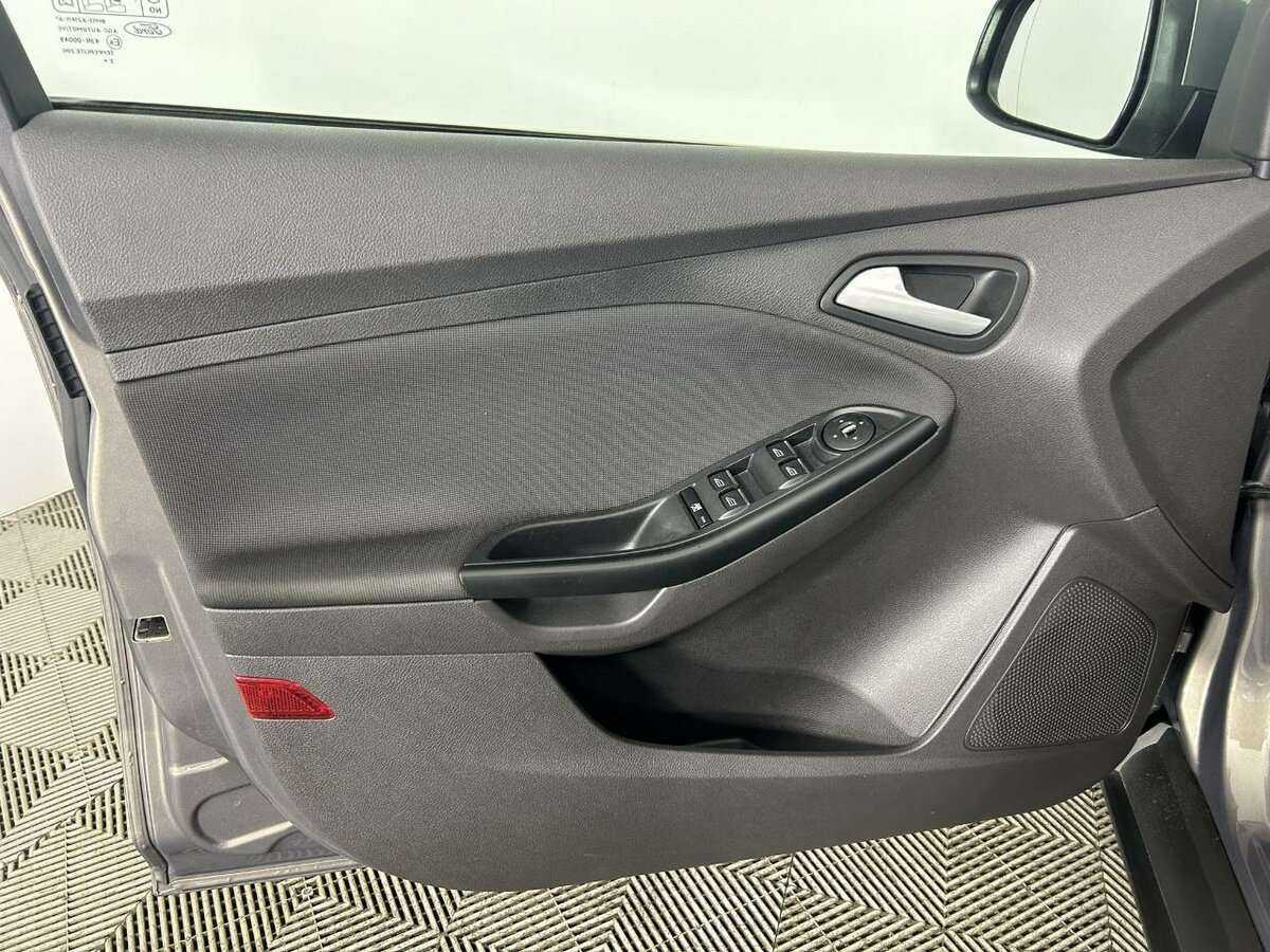 Купить Ford Focus, 2014, 43 912 км, фото №8