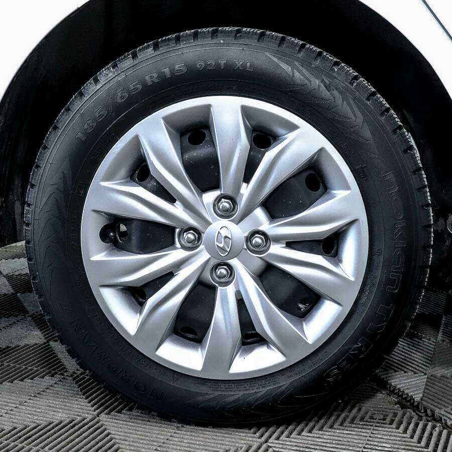 Купить Hyundai Solaris, 2019, 39 440 км, фото №14