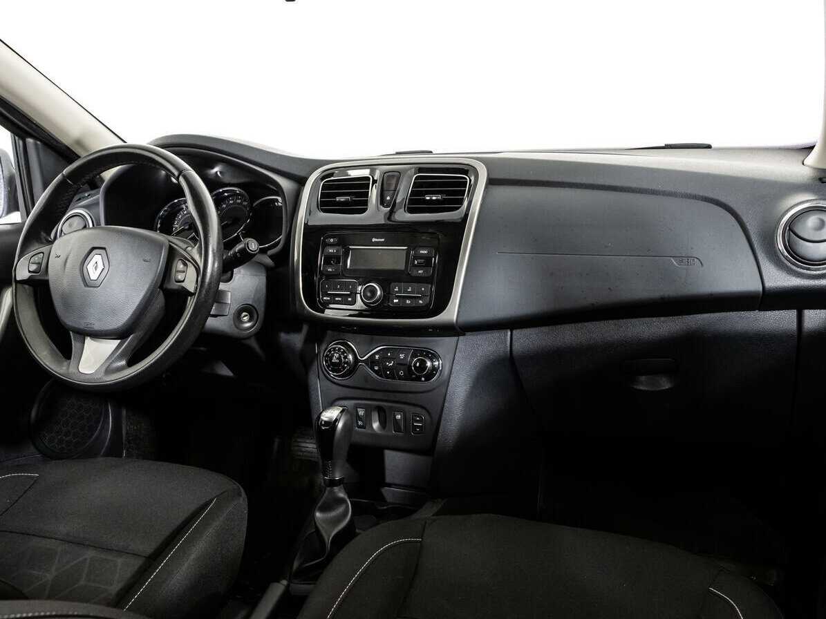 Купить Renault Sandero Stepway, 2017, 101 800 км, фото №9