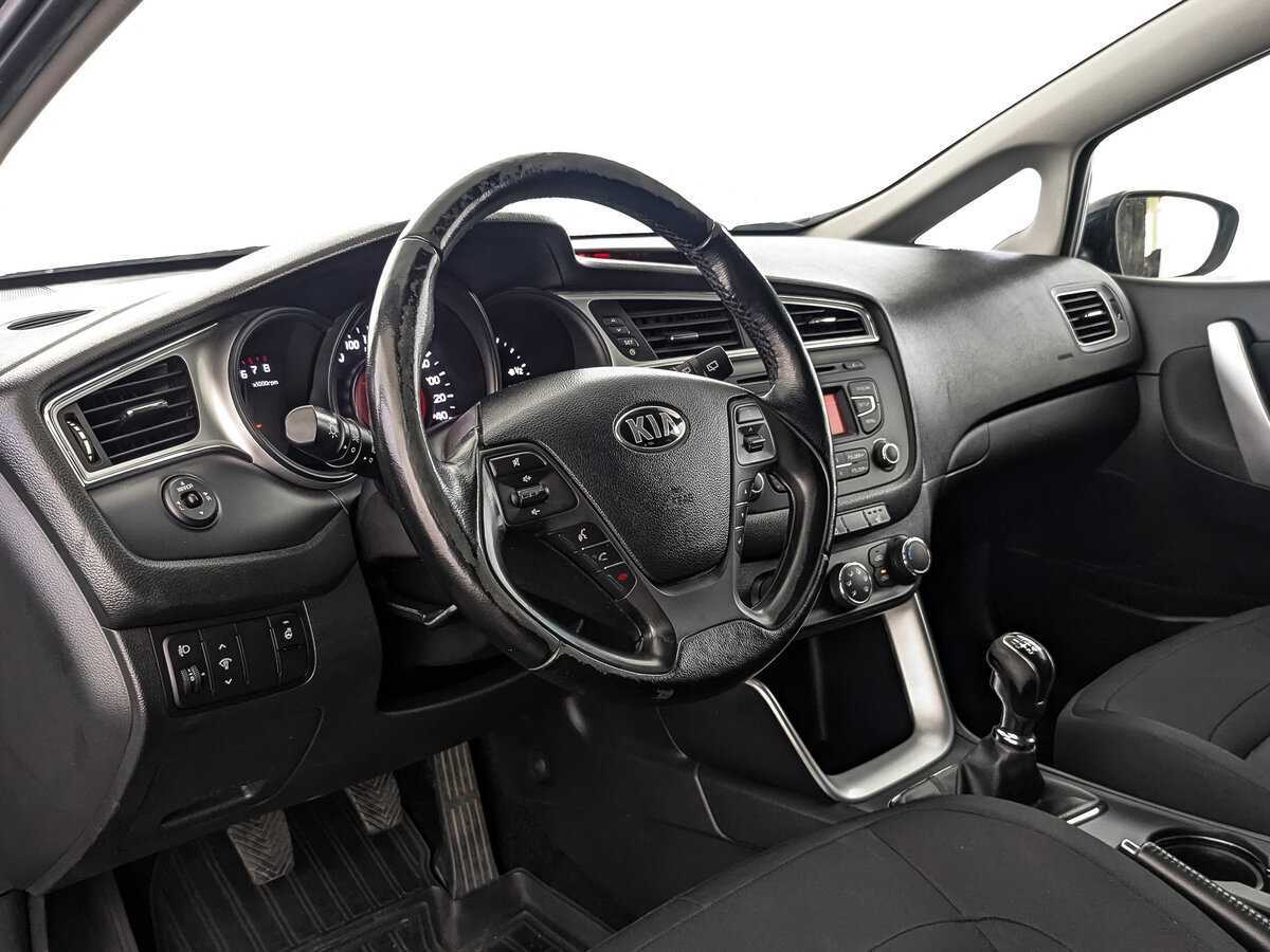 Купить Kia Ceed, 2015, 164 117 км, фото №11