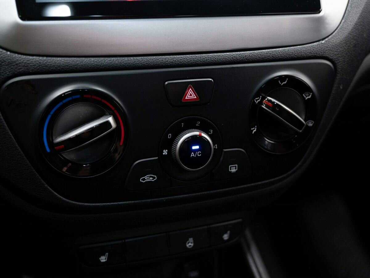 Купить Hyundai Solaris, 2018, 160 294 км, фото №23