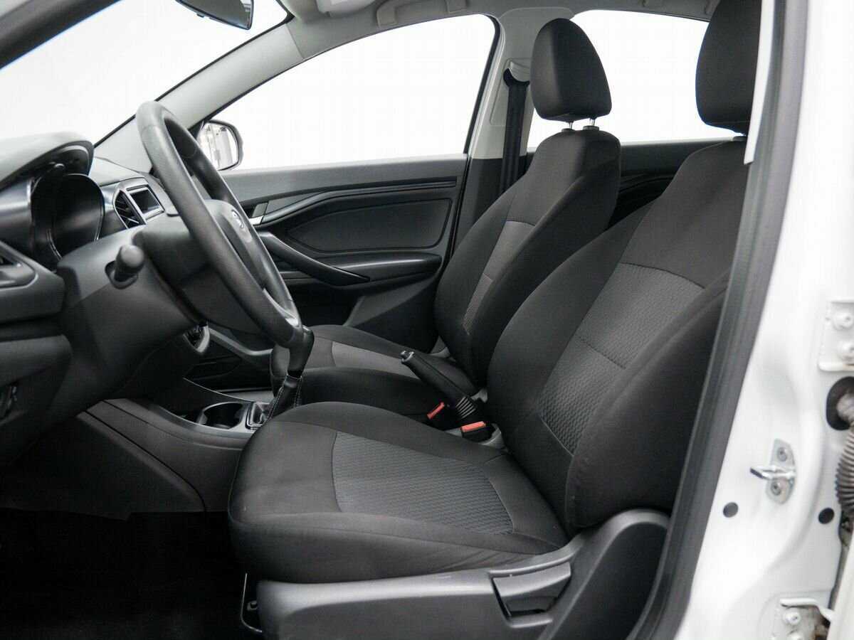 Купить Lada (ВАЗ) Vesta, 2019, 76 000 км, фото №14