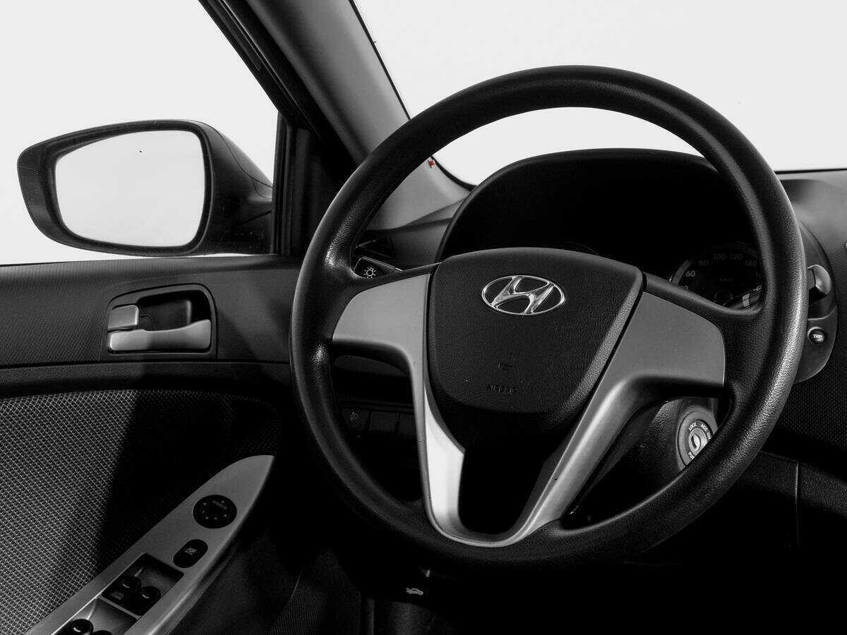 Купить Hyundai Solaris, 2014, 107 000 км, фото №14