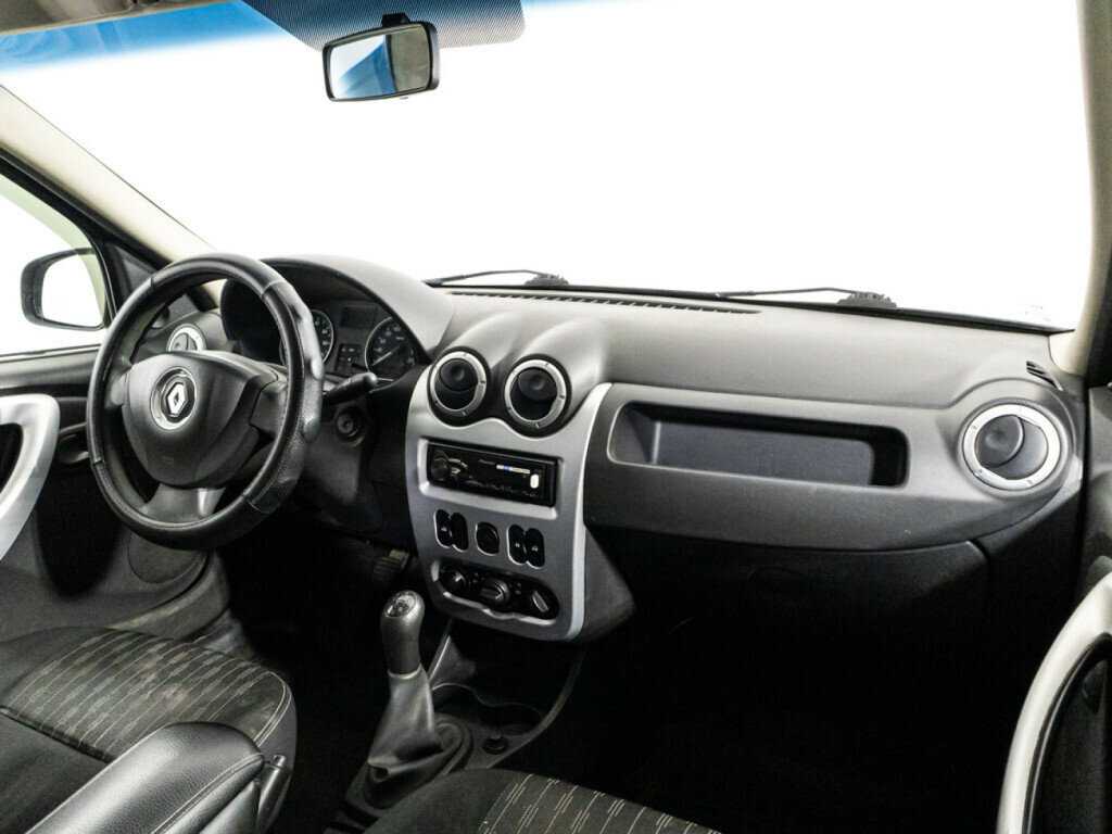 Купить Renault Logan, 2013, 274 659 км, фото №9