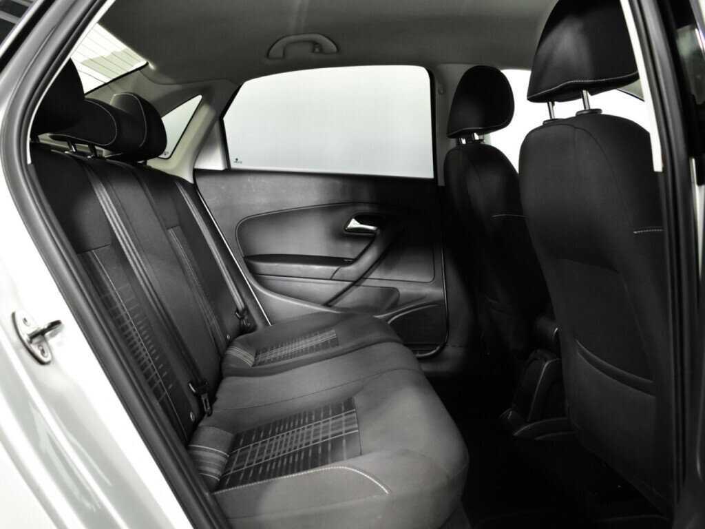 Купить Volkswagen Polo, 2015, 156 082 км, фото №10