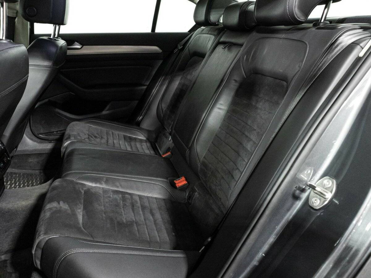 Купить Volkswagen Passat, 2017, 138 028 км, фото №10
