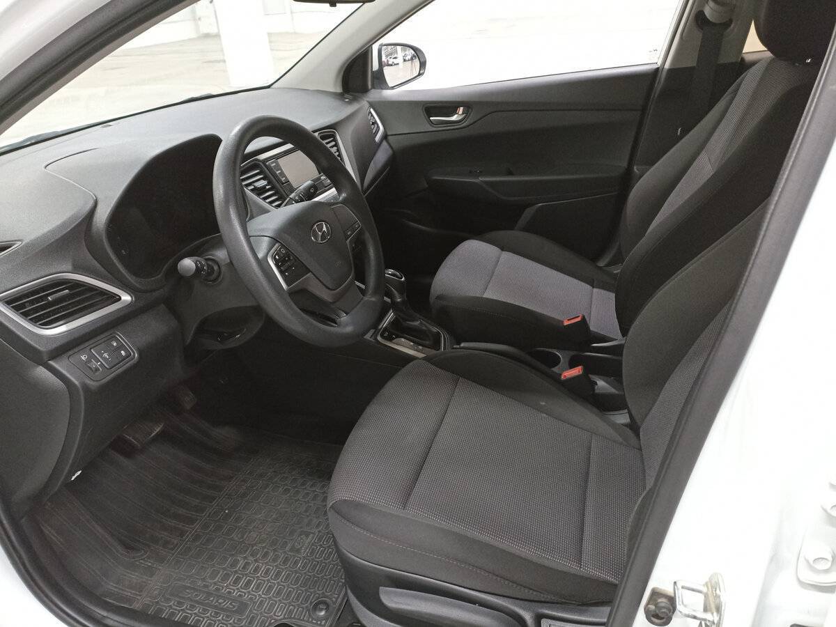 Купить Hyundai Solaris, 2017, 85 423 км, фото №16