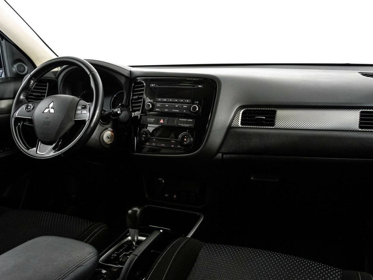 Купить Mitsubishi Outlander, 2018, 235 934 км, фото №9