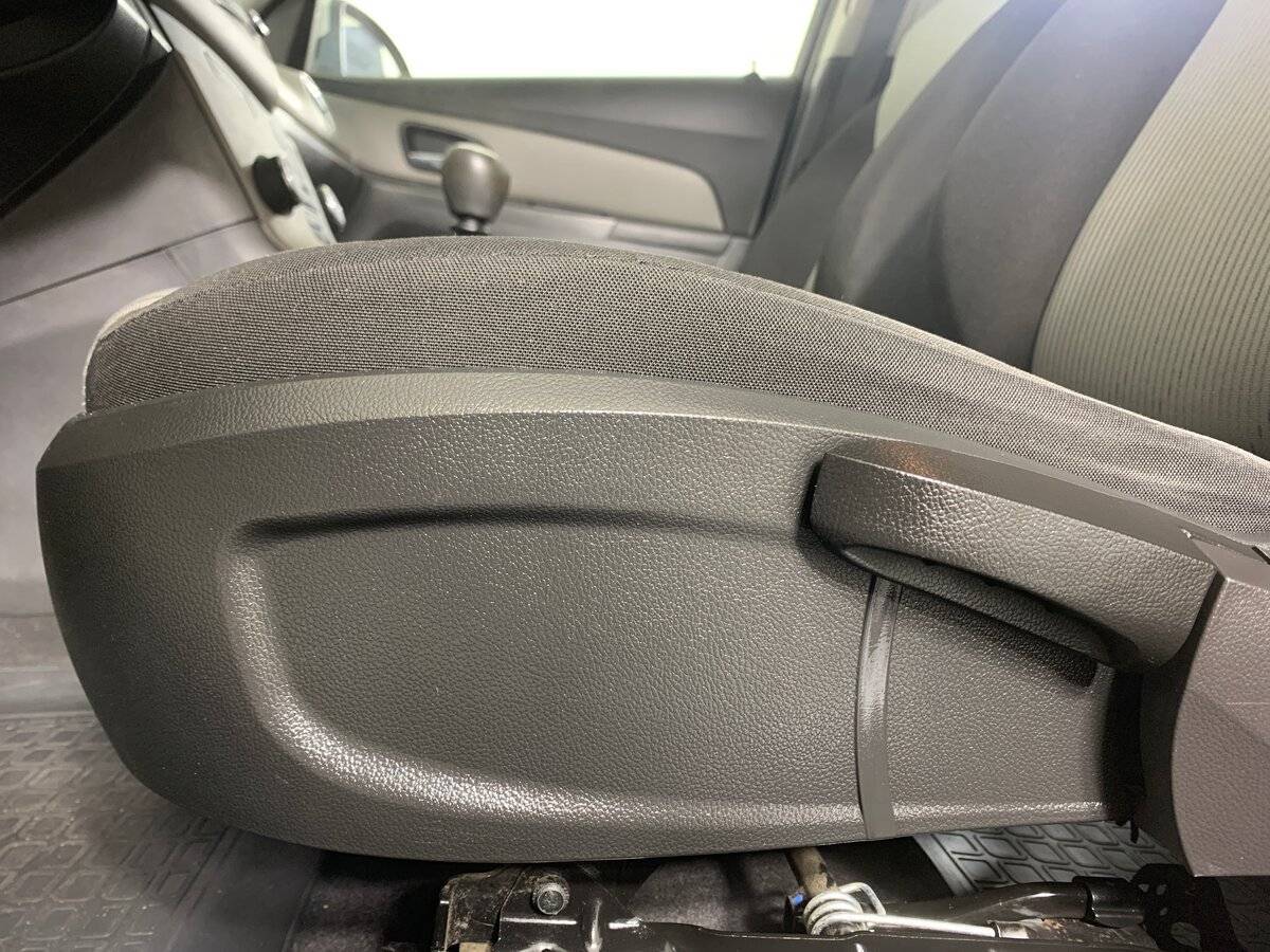 Купить Chevrolet Cruze, 2012, 289 511 км, фото №16