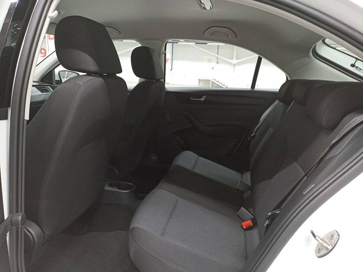 Купить Skoda Rapid, 2018, 71 741 км, фото №12