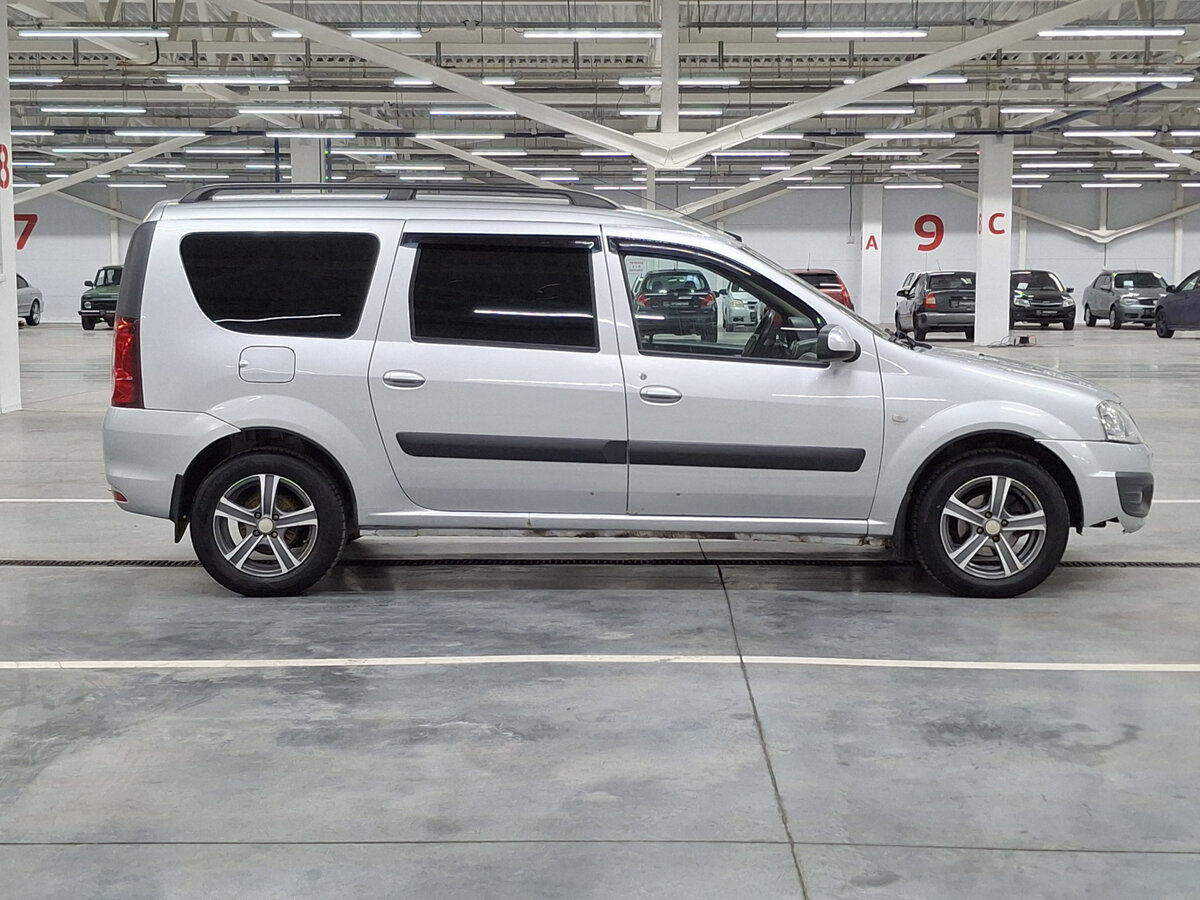 Купить Lada (ВАЗ) Largus I, 2013, 200 695 км, фото №4