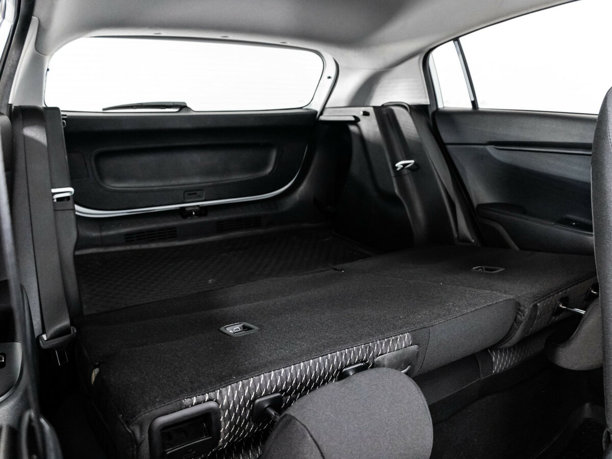 Купить Kia Rio X-Line IV, 2018, 112 129 км, фото №16