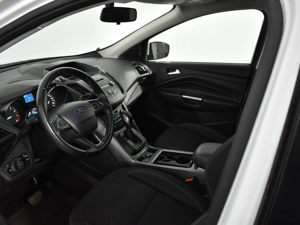 Купить Ford Kuga II Рестайлинг, 2017, 108 179 км, фото №7