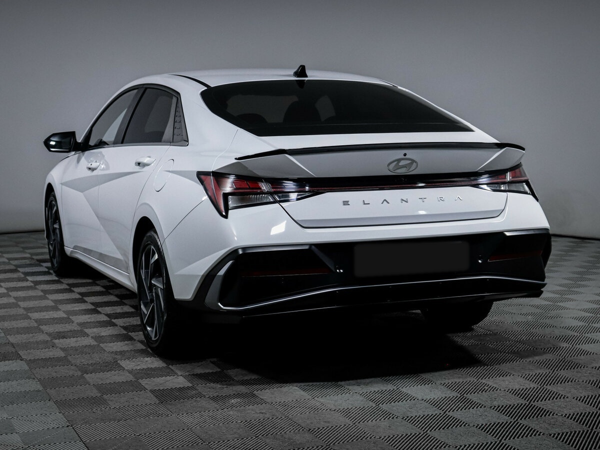 Купить Hyundai Elantra VII (CN7) Рестайлинг, 2024, 9 266 км, фото №6