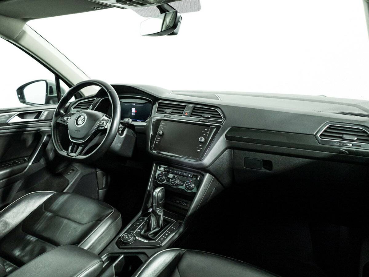 Купить Volkswagen Tiguan II, 2018, 152 619 км, фото №9