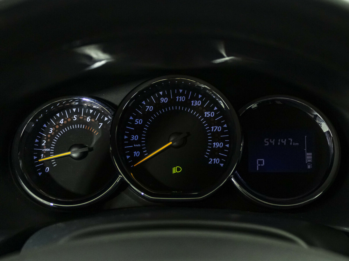 Купить Renault Sandero Stepway II, 2015, 50 874 км, фото №12