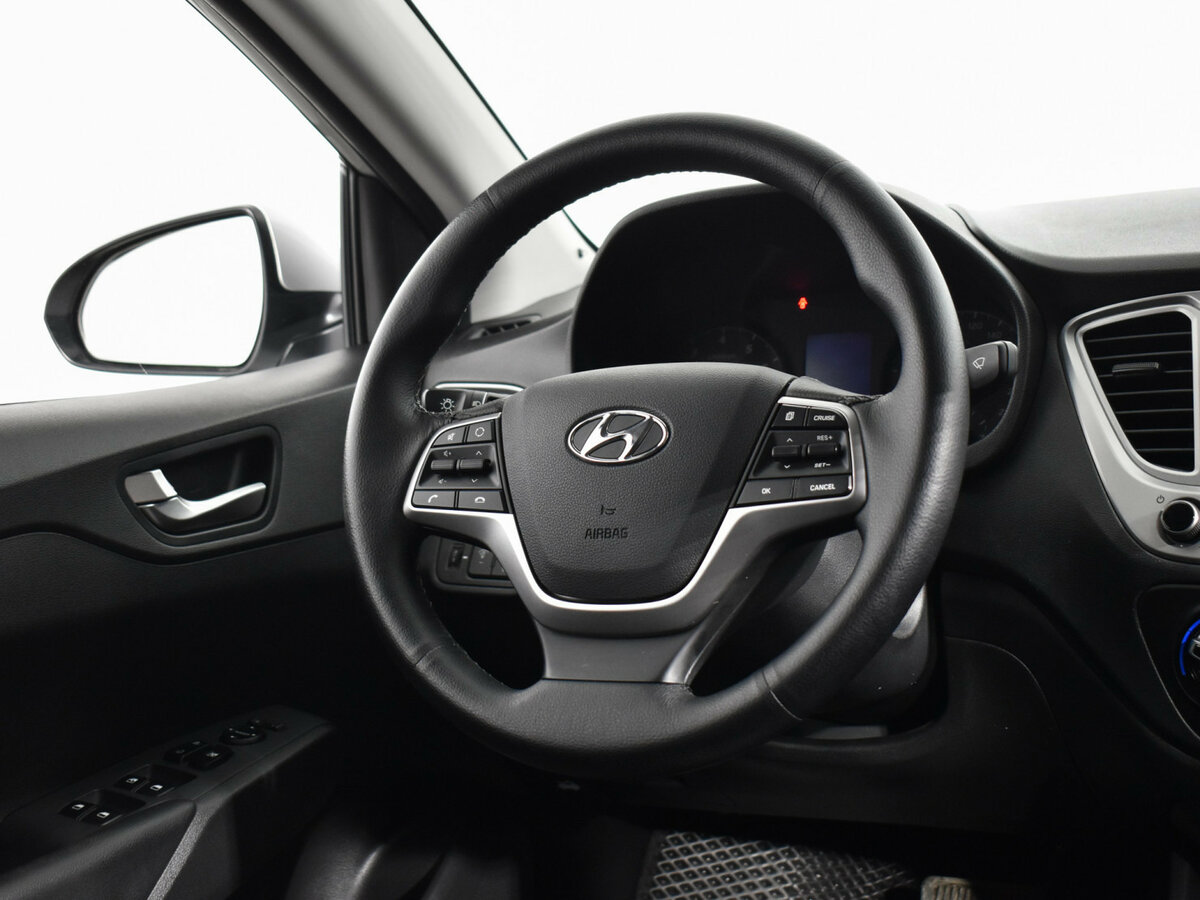 Купить Hyundai Solaris II Рестайлинг, 2020, 80 401 км, фото №14